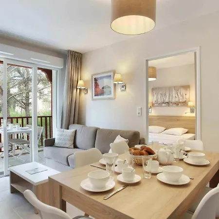 Beautiful With Balcony Or Terrace, Near The