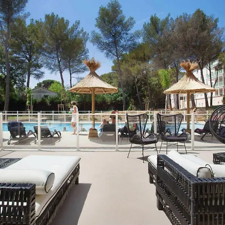 Beautiful With Balcony Or Terrace, Near The Cavalaire-sur-Mer