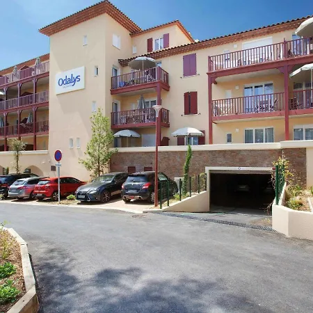 Beautiful With Balcony Or Terrace, Near The